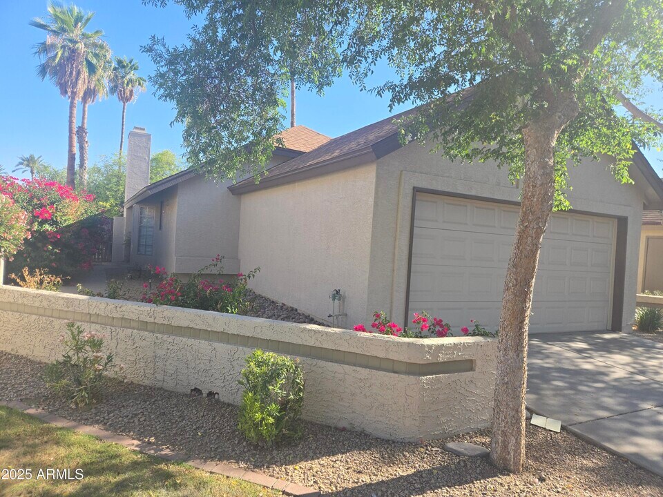 5205 W Jupiter Way S in Chandler, AZ - Building Photo