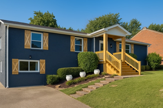 property at 586 Huntington Pkwy