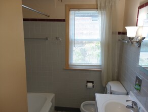 7800 S Yates Blvd in Chicago, IL - Building Photo - Building Photo