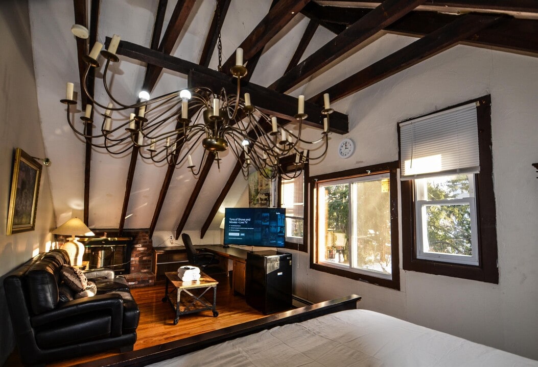 445 Hope St in Providence, RI - Building Photo