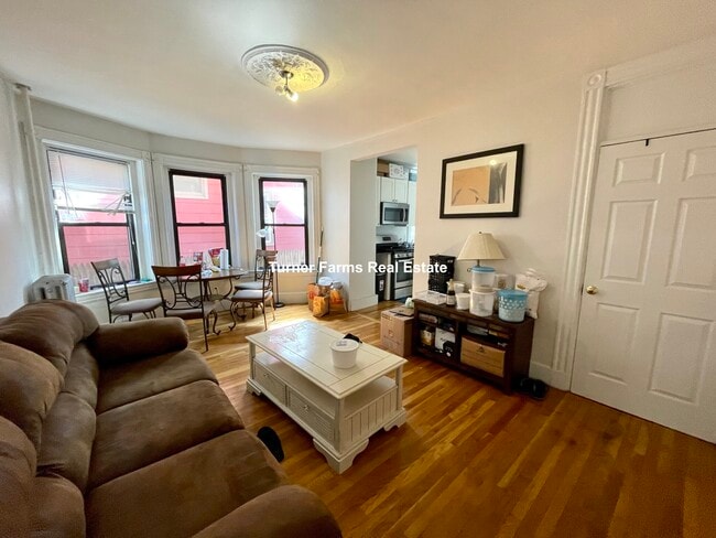 40 Cedar St, Unit 1, Unit 1