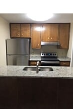 2021 Sandcastle Dr in Tallahassee, FL - Building Photo - Building Photo