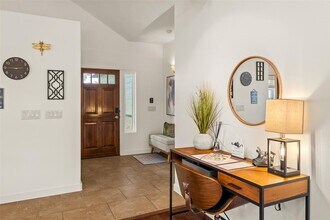 435 Hays St in Dripping Springs, TX - Building Photo - Building Photo
