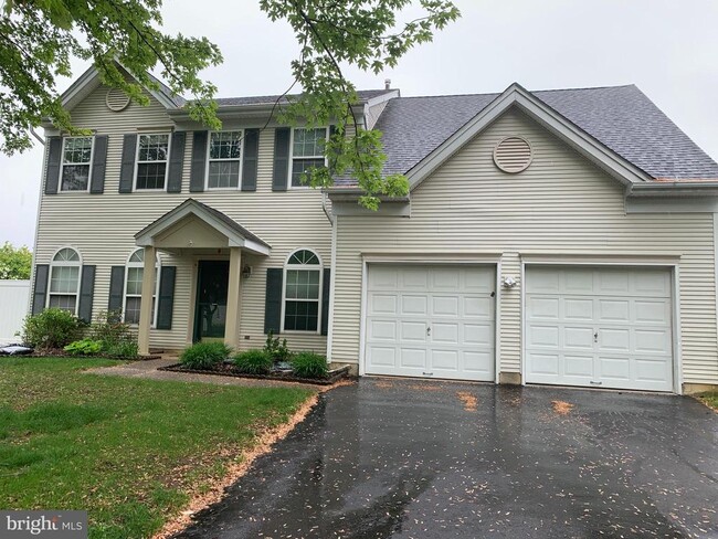 property at 35 Oakmont Terrace