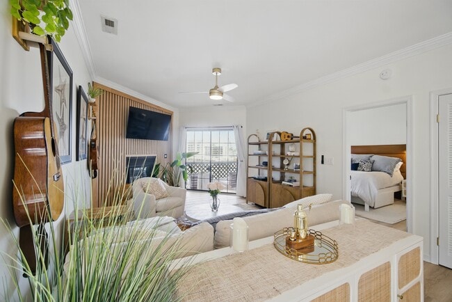 401 Harbour Pt, Unit 401 Harbour Point in Virginia Beach, VA - Foto de edificio - Building Photo