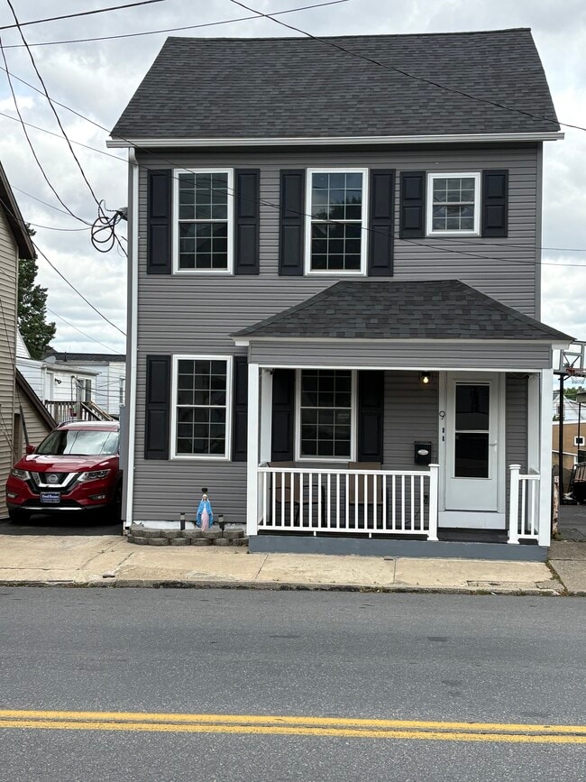 9 E Union Blvd, Unit 9 E Union Blvd Unit 2