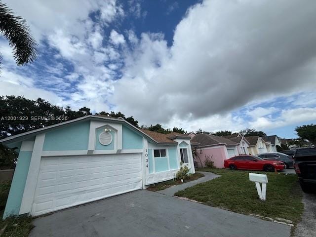 1034 W Jasmine Ln in North Lauderdale, FL - Building Photo - Building Photo