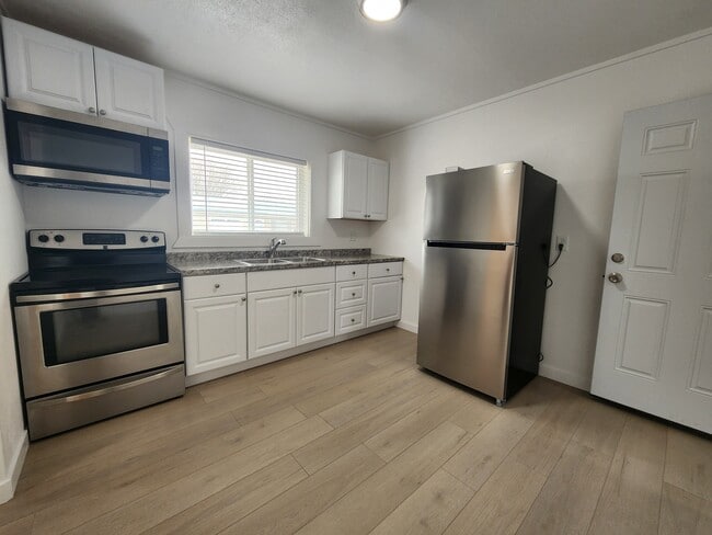 property at 1024 5th St