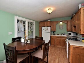 2055 Temple Ct in St. Paul, MN - Foto de edificio - Building Photo