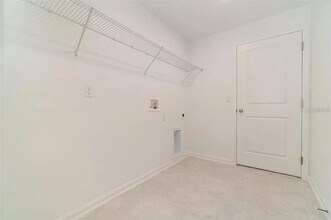 2220 Green Valley St in Daytona Beach, FL - Building Photo - Building Photo