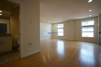 601 Albany St in Boston, MA - Building Photo - Building Photo