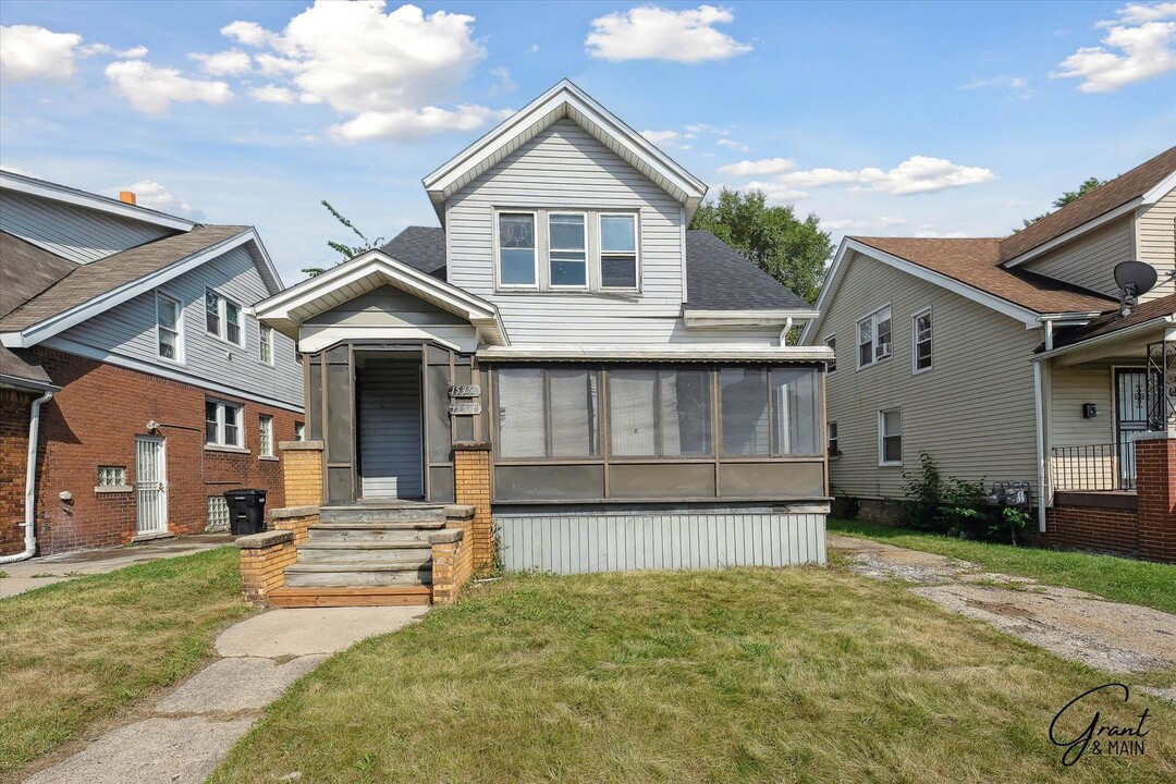 15356 Washburn St in Detroit, MI - Building Photo