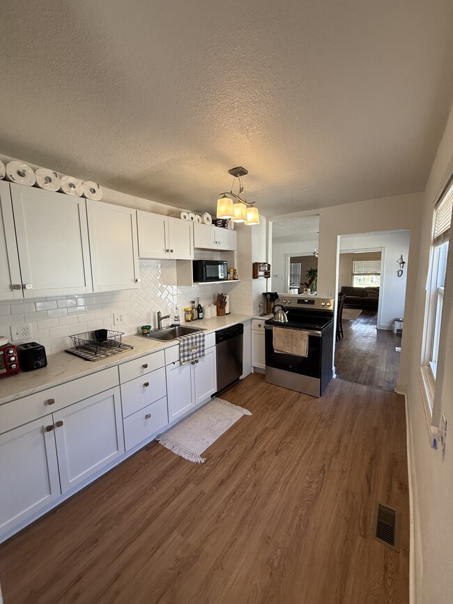 5119 Paseo Blvd, Unit 5119 Paseo Blvd