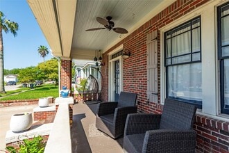 4508 Avenue O 1/2 in Galveston, TX - Building Photo - Building Photo