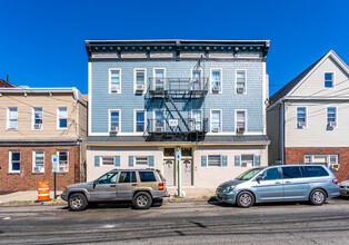 96-98 President St in Passaic, NJ - Foto de edificio - Building Photo