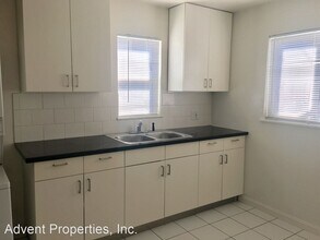 5664 Gaskill St in Oakland, CA - Building Photo - Building Photo