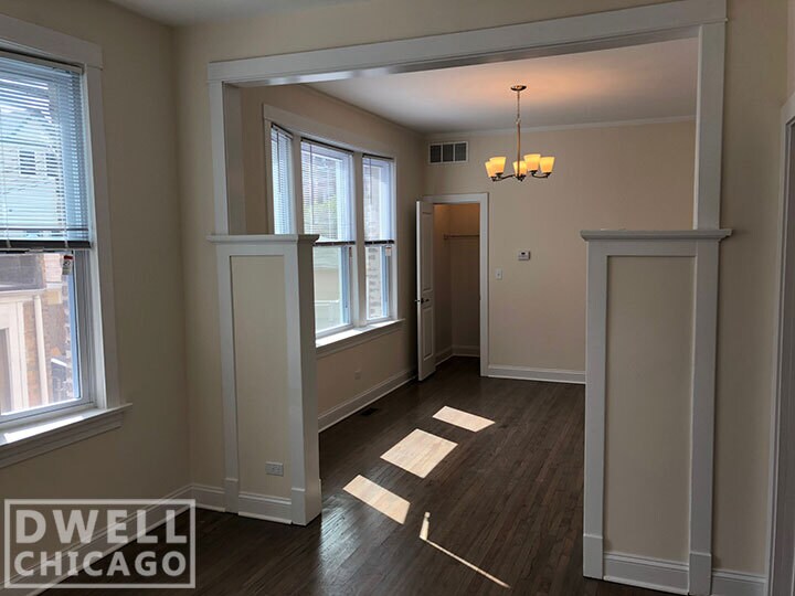 2914 N Troy St in Chicago, IL - Building Photo