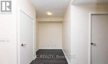 200 Sackville St in Toronto, ON - Building Photo - Building Photo