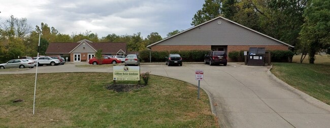 679 S Main St in Georgetown, OH - Building Photo - Building Photo