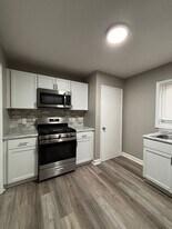 2136 W 19th Ave in Gary, IN - Building Photo