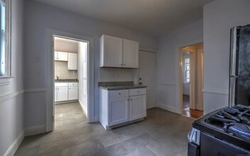 48 Anthony St, Unit 1 in New Haven, CT - Building Photo - Building Photo