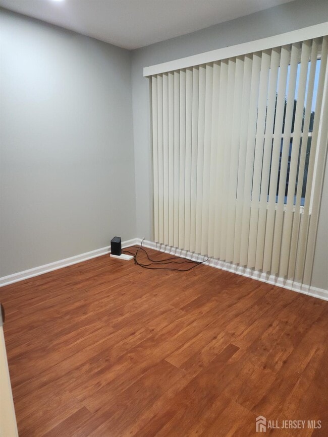 205 Tompkins Ave in South Plainfield, NJ - Building Photo - Building Photo