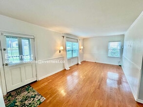 1807 Dresden Dr NE in Atlanta, GA - Building Photo - Building Photo