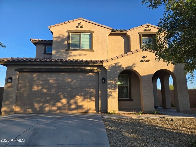 property at 10872 S 175th Dr