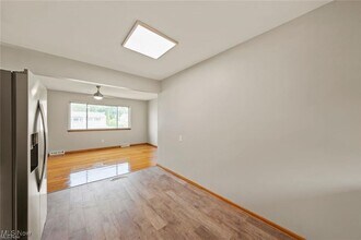 558 Walnut St in Elyria, OH - Building Photo - Building Photo