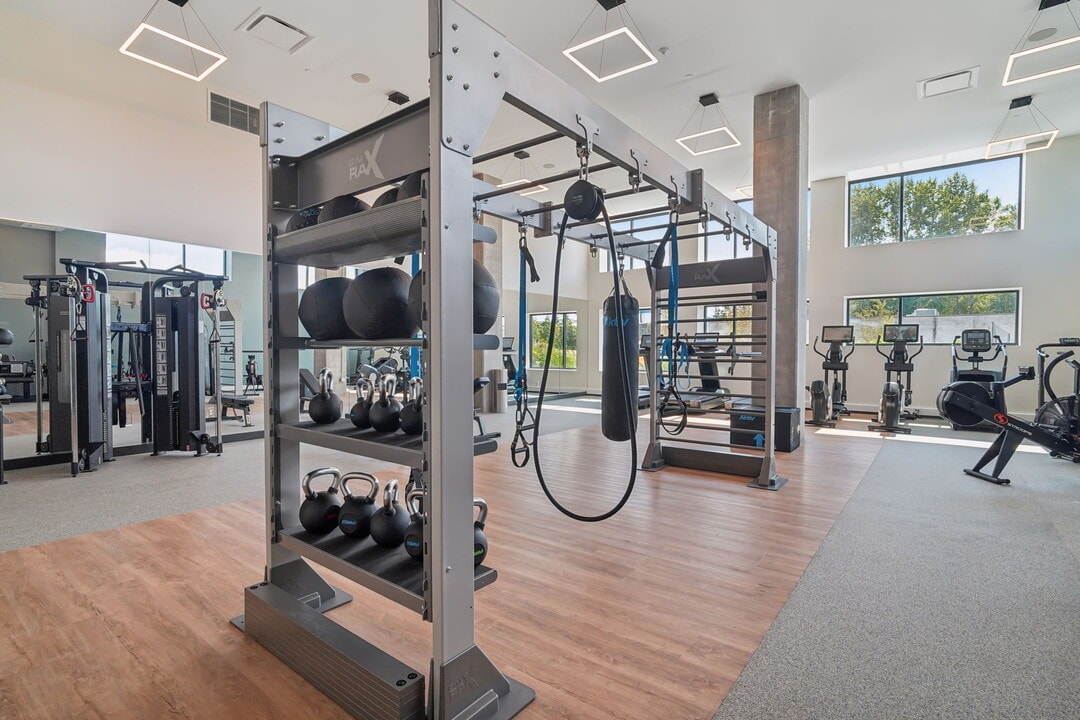 Vicino in Bellevue, WA - Building Photo