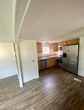 933 S Pine Lake Rd in Montgomery, TX - Building Photo - Building Photo