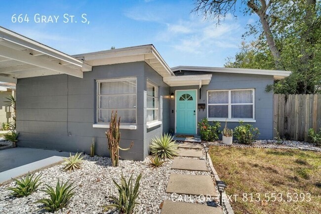 664 Gray St S in St. Petersburg, FL - Building Photo - Building Photo