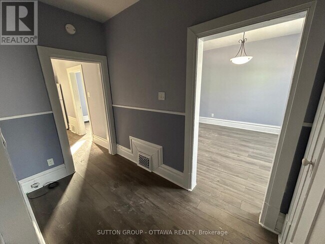 58 Armstrong St in Ottawa, ON - Building Photo - Building Photo