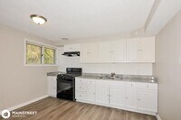 8561 Midwood Ave photo'