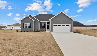 1206 Andover Dr in Franklin, KY - Building Photo