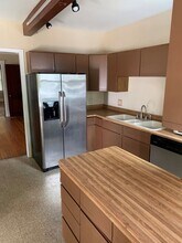 2284 S Overlook Rd in Cleveland Heights, OH - Building Photo - Building Photo