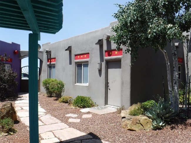 74 N French Dr in Prescott, AZ - Building Photo - Building Photo