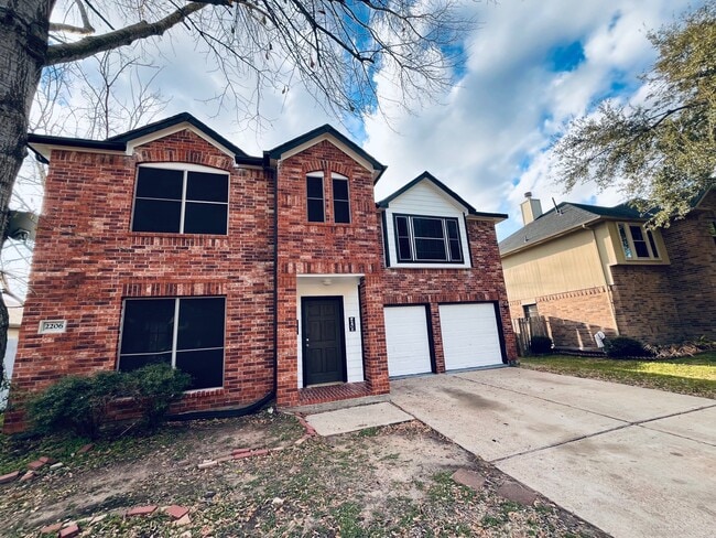 property at 2206 Laurel Oak Dr