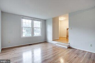 2838 Lafora Ct in Vienna, VA - Building Photo - Building Photo