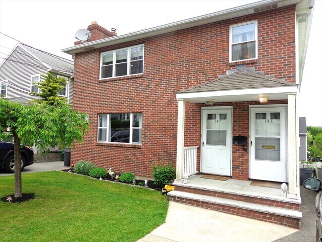 185 Edenfield Ave in Watertown, MA - Building Photo - Building Photo