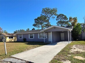 8 Bahia Pl Loop in Ocala, FL - Building Photo - Building Photo