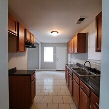 264 E Holmes Rd in Memphis, TN - Building Photo - Building Photo