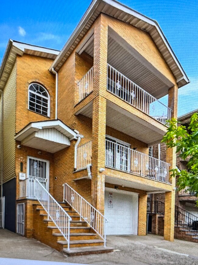 706 Ocean Ave, Unit #2