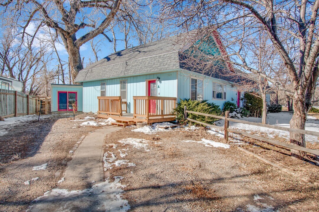 3529 Vernon Drive, Unit UnitA in Laporte, CO - Building Photo