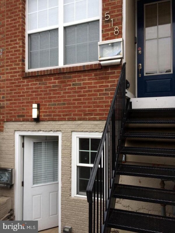 property at 518 Hobart Pl NW
