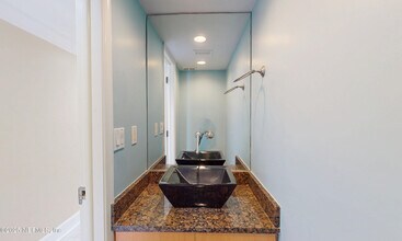 2100 Ocean Dr S in Jacksonville Beach, FL - Building Photo - Building Photo