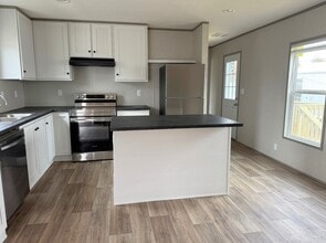 563 Travis Wy in Newport, TN - Building Photo - Building Photo