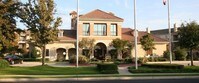 Building Photo - La Valencia Apartments in Dallas, Texas