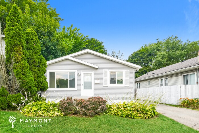 974 S Hawkins Ave in Akron, OH - Building Photo