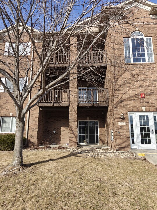 515 Penn Ct in North Liberty, IA - Foto de edificio
